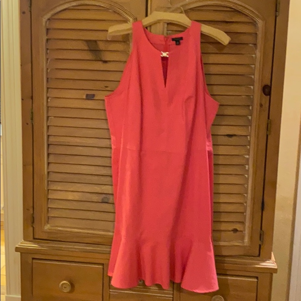 Ann Taylor coral stretch dress flounce bottom 18